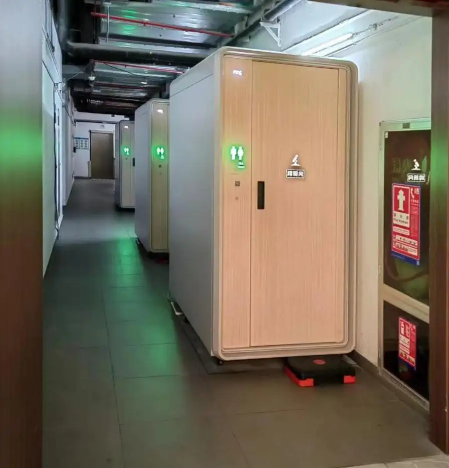 Flushable Portable Toilet